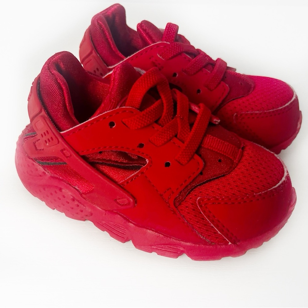 Nike Huarache Run TD Red Sneakers Sz 6